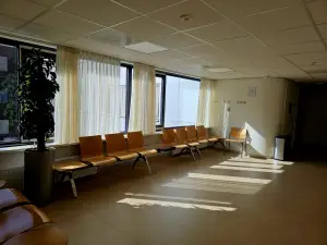 Christy 03 Lege wachtkamer